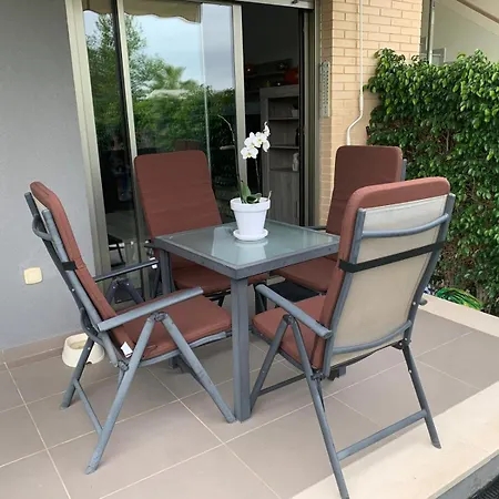 Avell 2hpool Apartment *